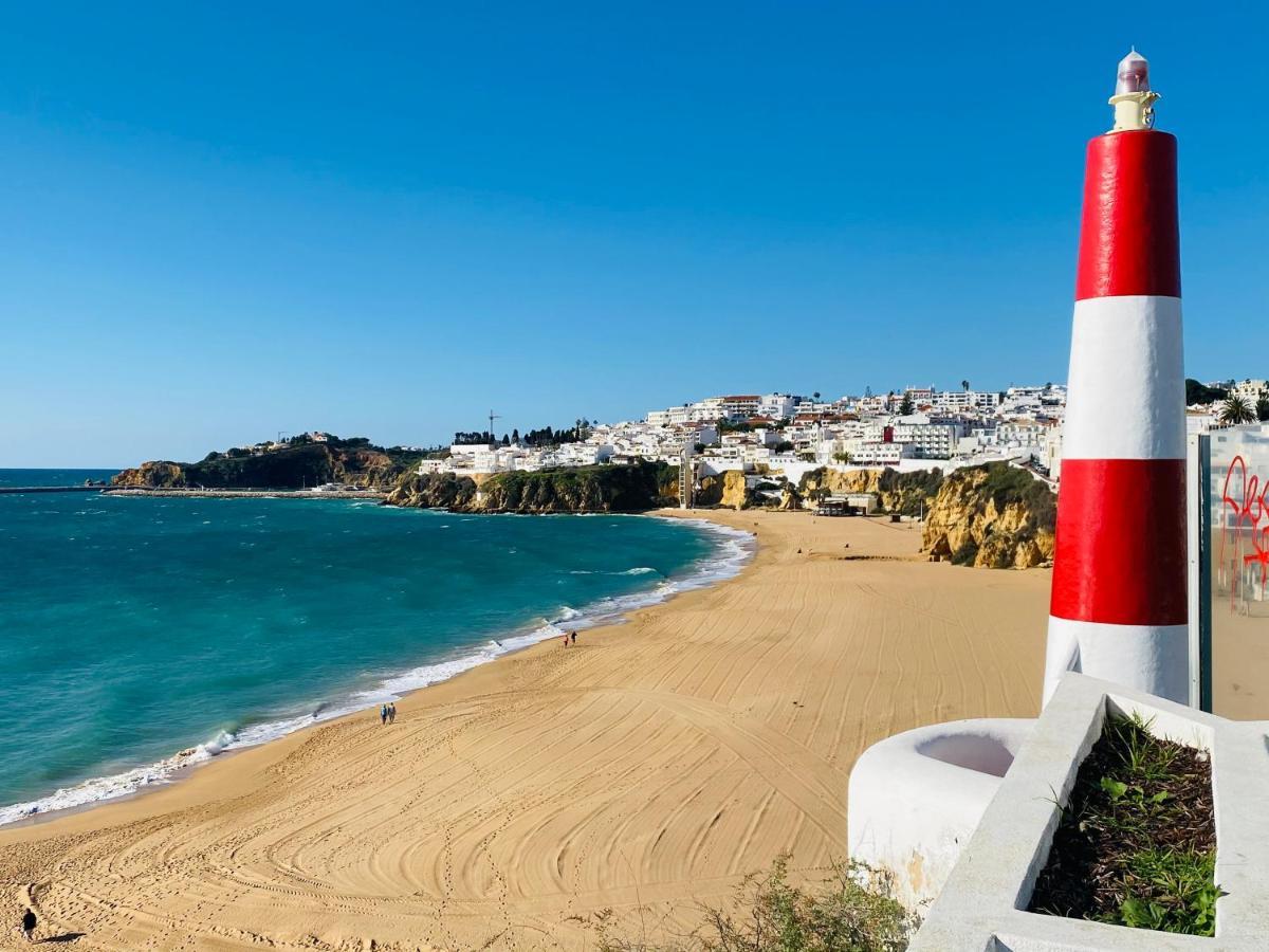 Deluxe Apartment In Albufeira Old Town, 200M Walk To Beach, Pool Parking Eksteriør bilde